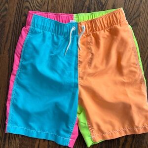 Size 14/16 Gap boys swim trunks